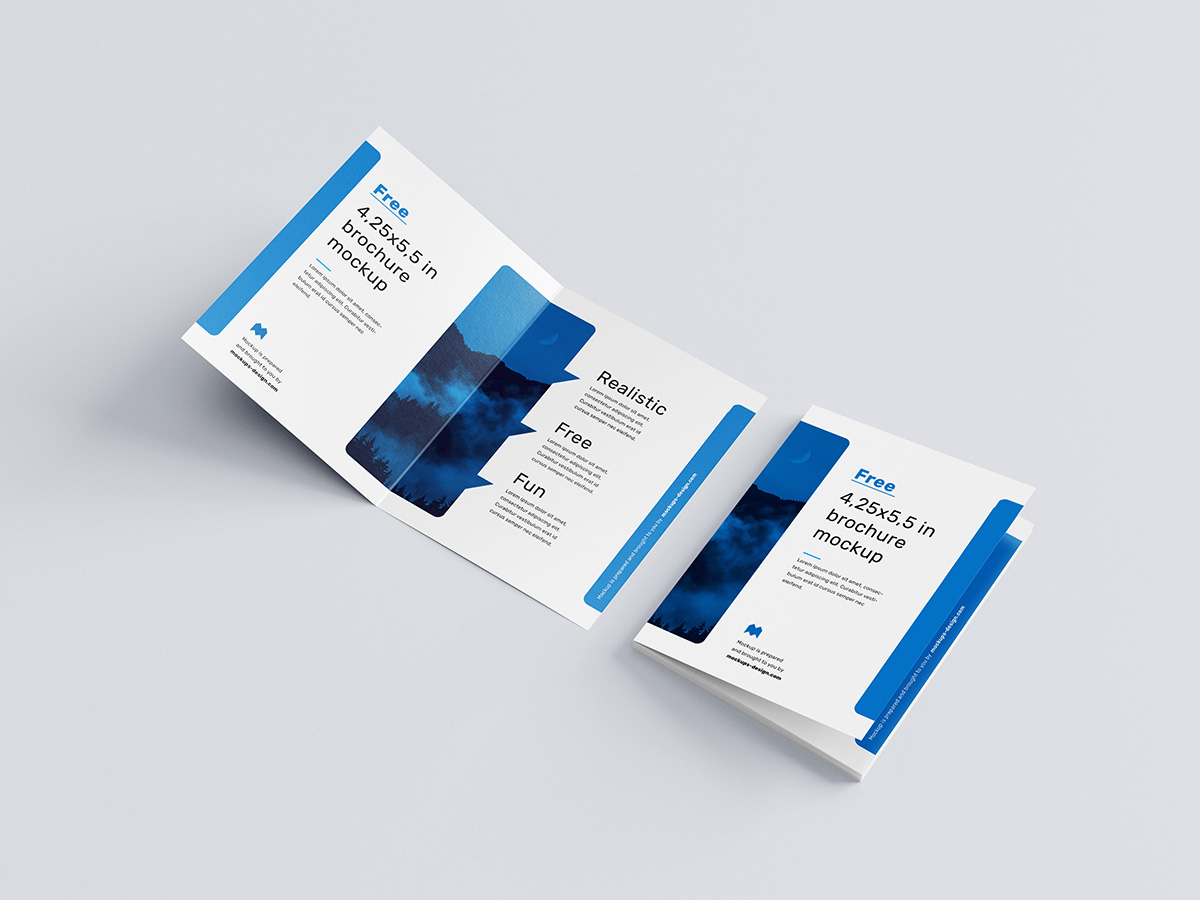 Free bifold brochure mockup / 4.25 x 5.5 in