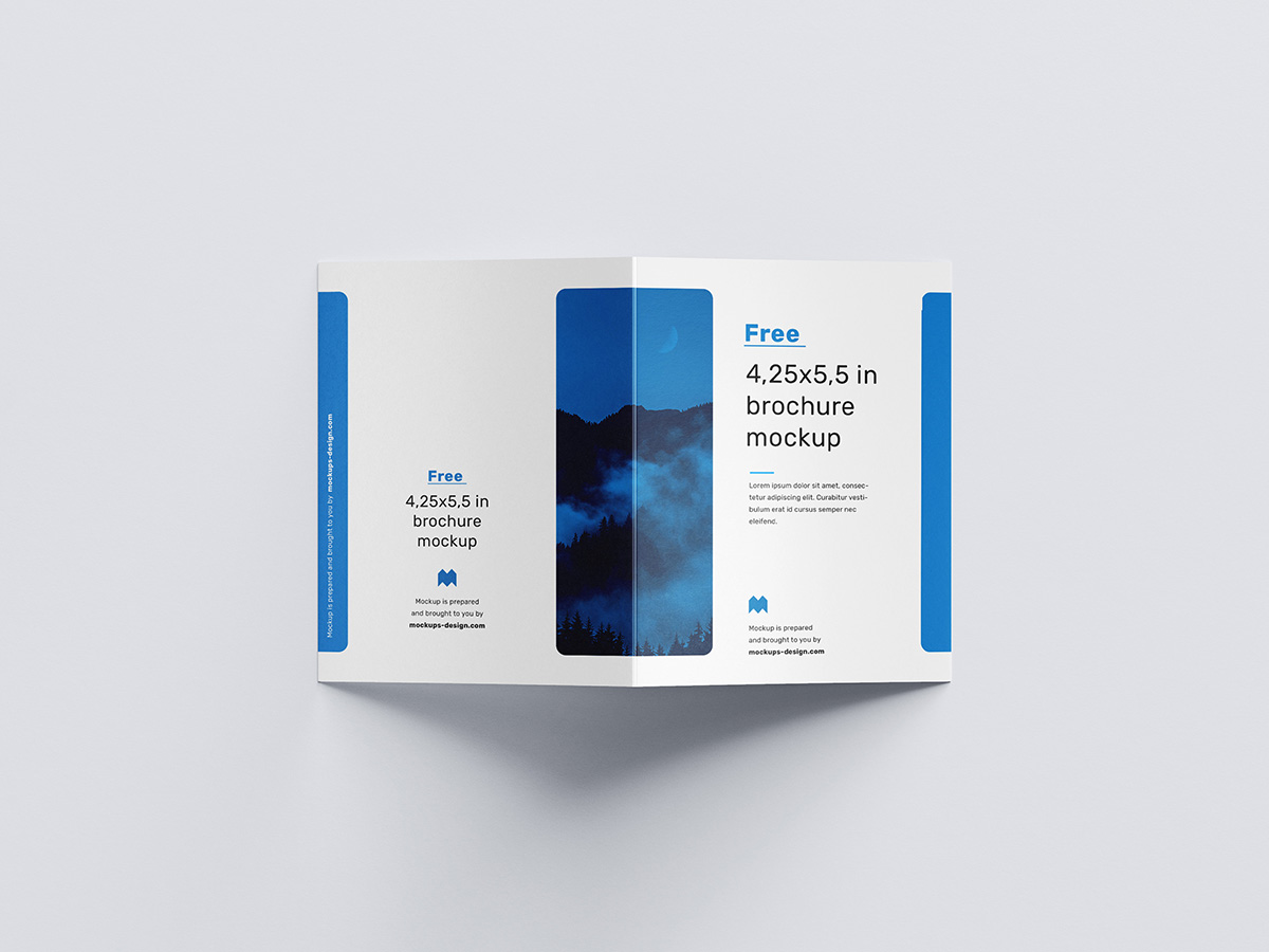 Free bifold brochure mockup / 4.25 x 5.5 in