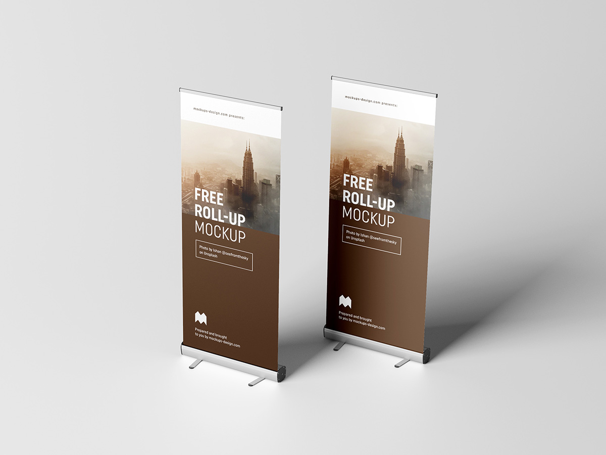 Free roll-up mockup / 85x200 cm