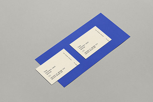 Business card withBusiness card with paper mockup paper mockup
