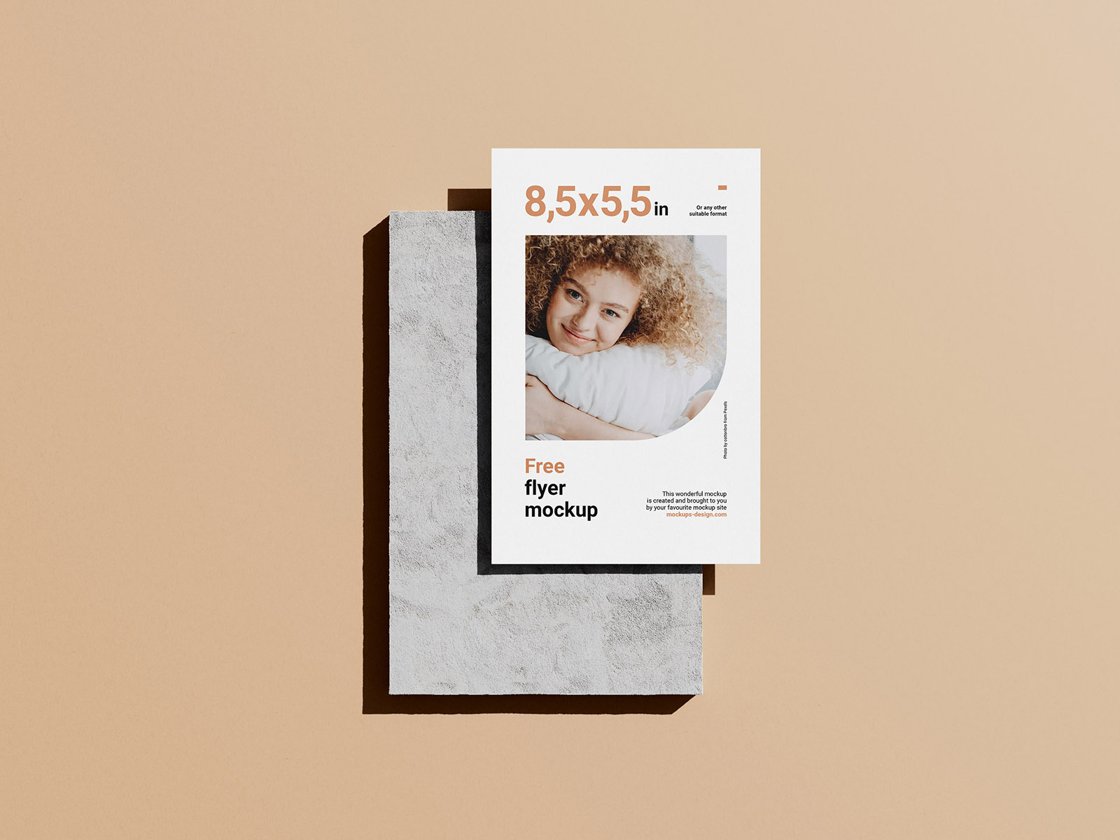 Single 5,5x8,5 in flyer mockup